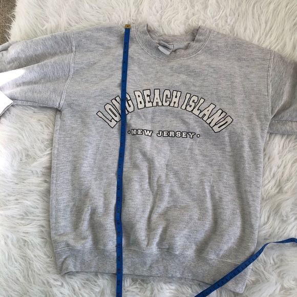 Gildan heavy blend sweatshirt. Size S - Picture 4 of 6